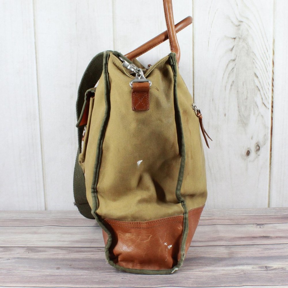 BROTHER'S BRAY Zippered Tote With Shoulder Strap - Picture 5 of 12